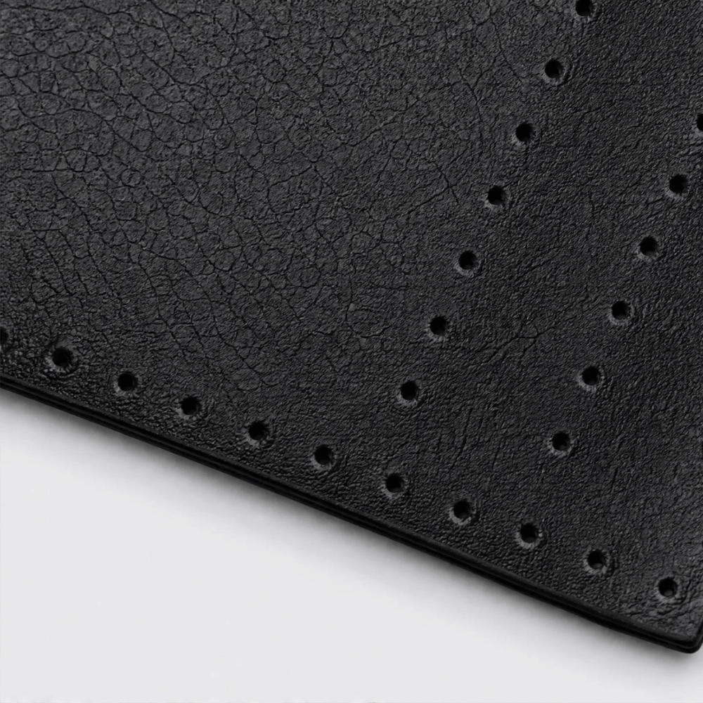 Kit porta carte Tessora con tasche in pelle e dettagli eleganti, ideale per organizzare carte di credito e documenti.